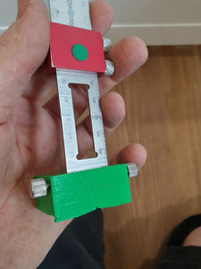 Shaker door Handle jig Paolini pocket ruler Festool kitchen installation